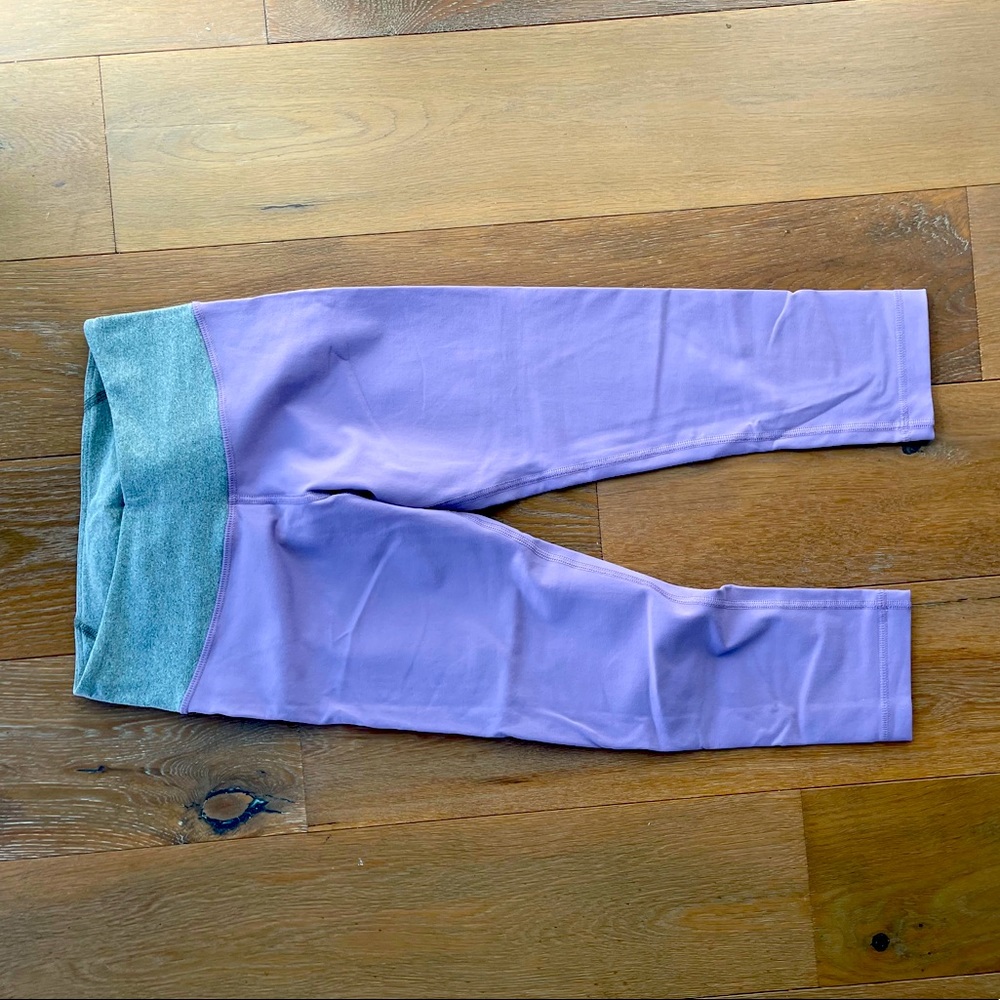 Cropped yoga leggings